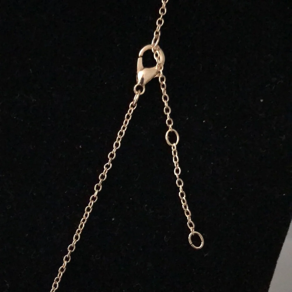 Gold Heart ❤️ Necklace - Picture 5 of 8
